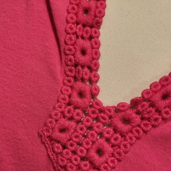 Pink comfortable quarter length sleeve top - Picture 4 of 4